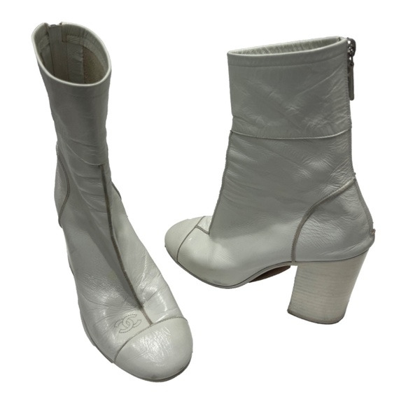CHANEL 2020C White Leather CC Heeled Block Sock Boot sz 6/36 - Picture 1 of 16
